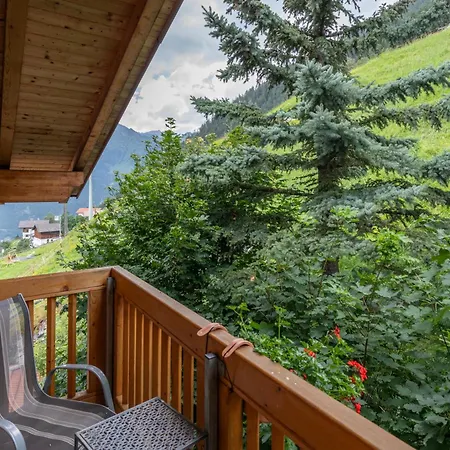 Naturhotel Berghof 3* فوندس