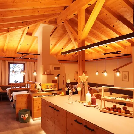 Naturhotel Berghof ホテル プフンツ